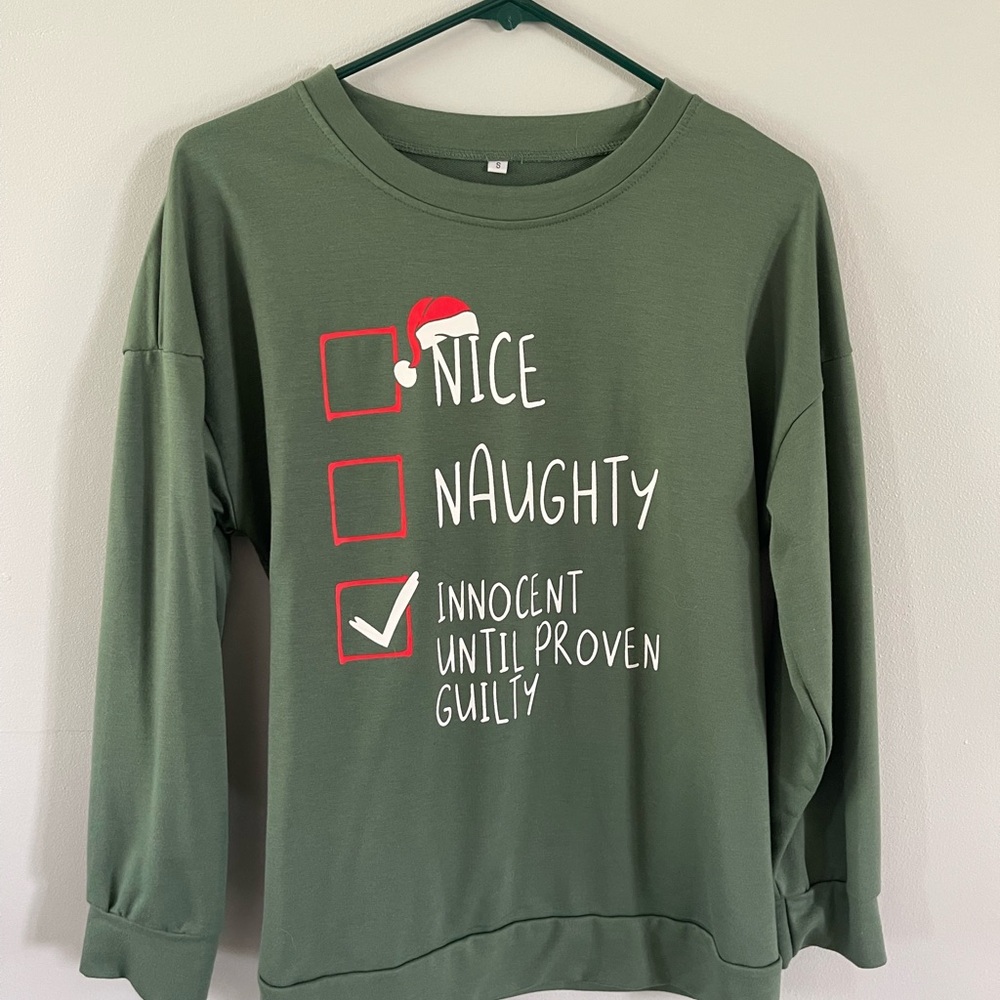 Green Holiday Graphic Sweatshirt